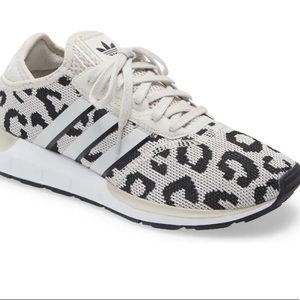 Adidas leopard print swift run sneakers tennis 8.5